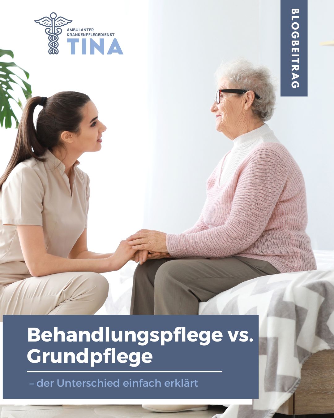Auf dem Bild sieht man zwei Personen. Die eine Person sitzt und die andere kniet vor ihr und hält die Hände der sitzenden Person fest. Symbolisch für: Behandlungs- vs. Grundpflege - der Unterschied erklärt